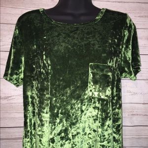 Medium Elegant Lularoe Carly, EUC